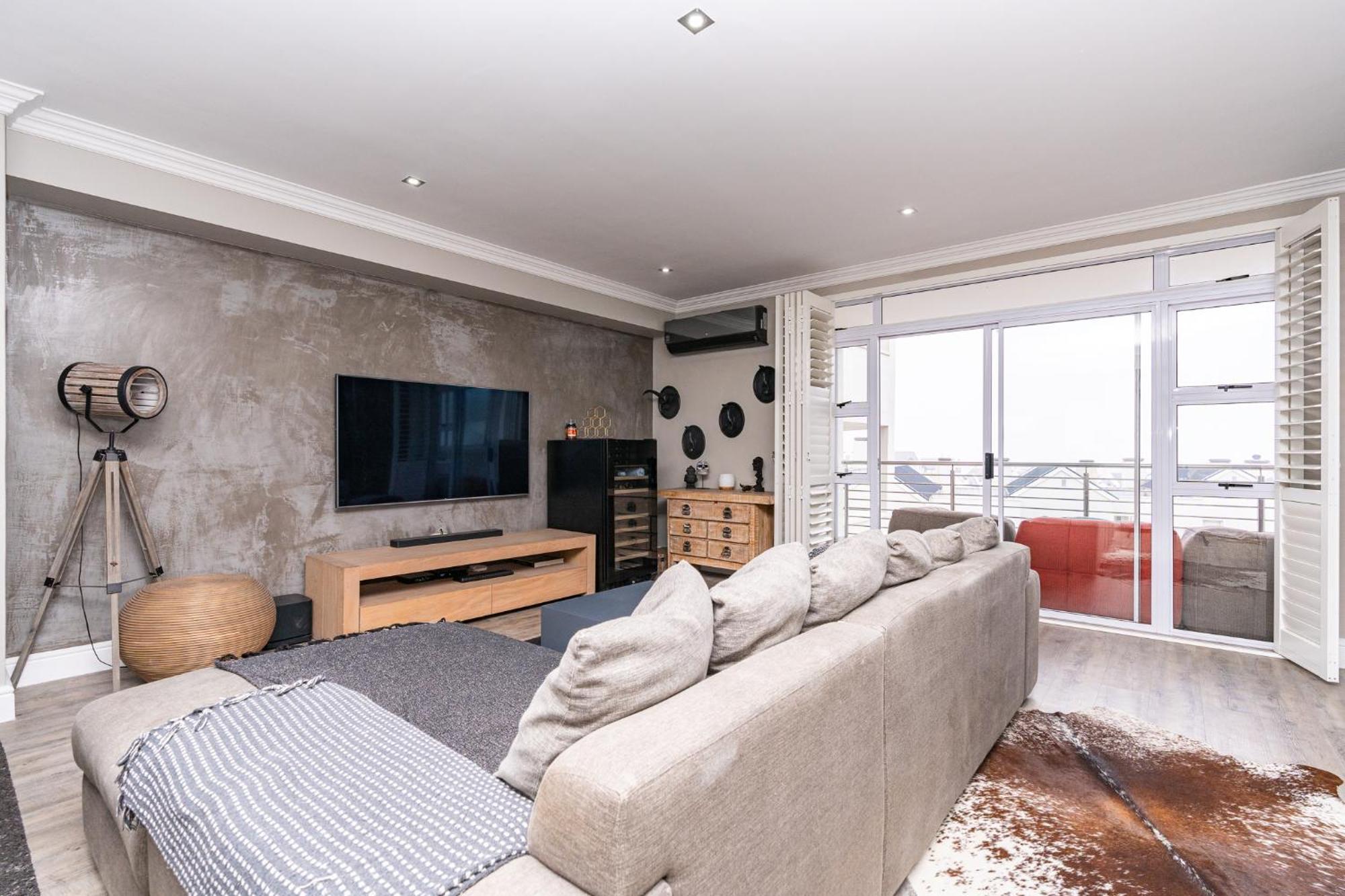 Luxury Secure Big Bay