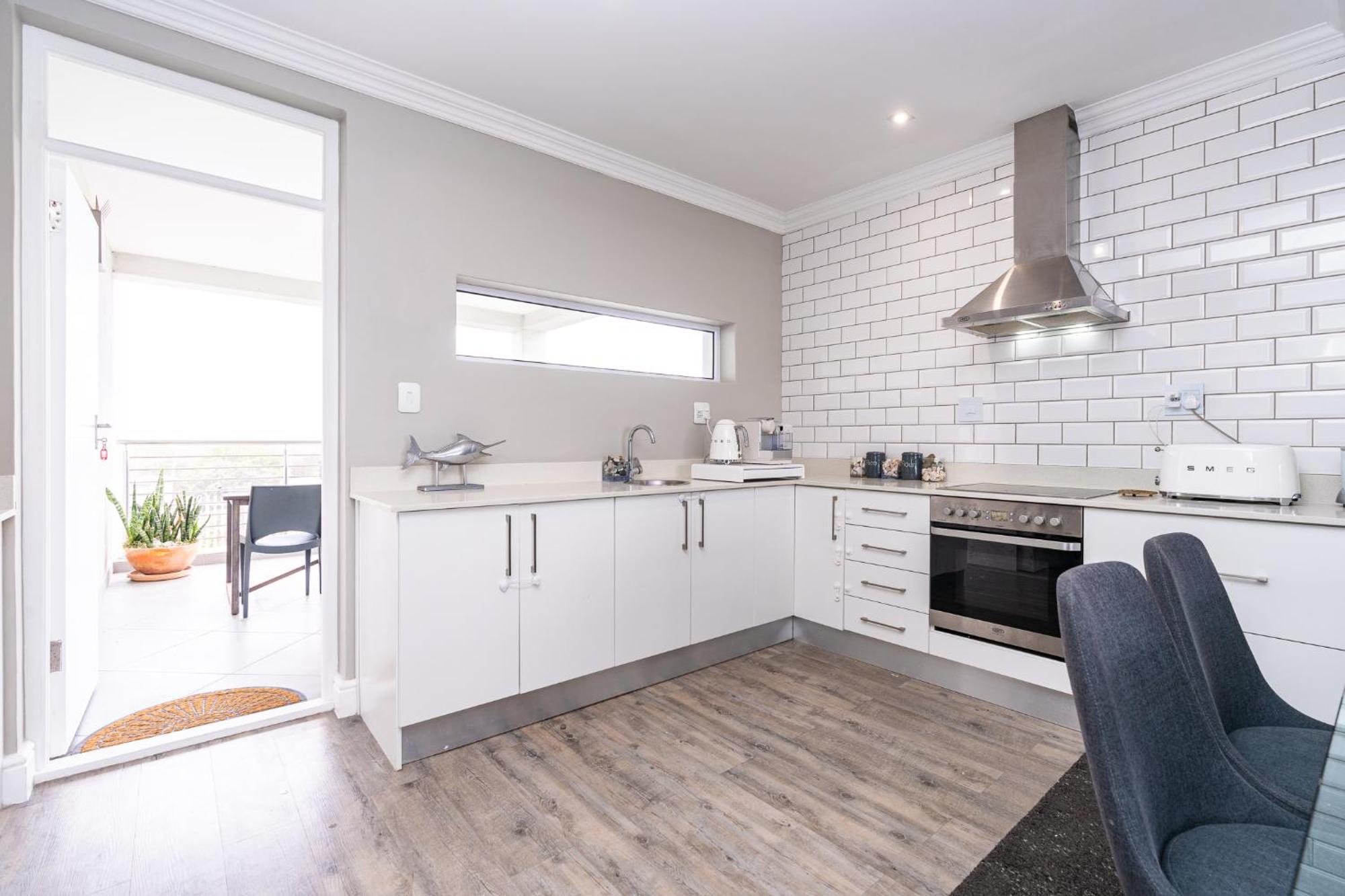 Luxury Secure Big Bay Apartment *