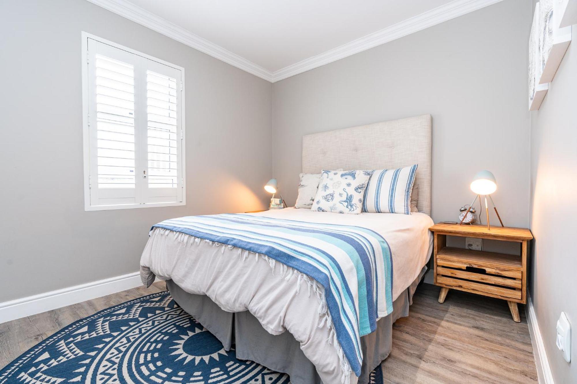 Luxury Secure Big Bay Apartment *