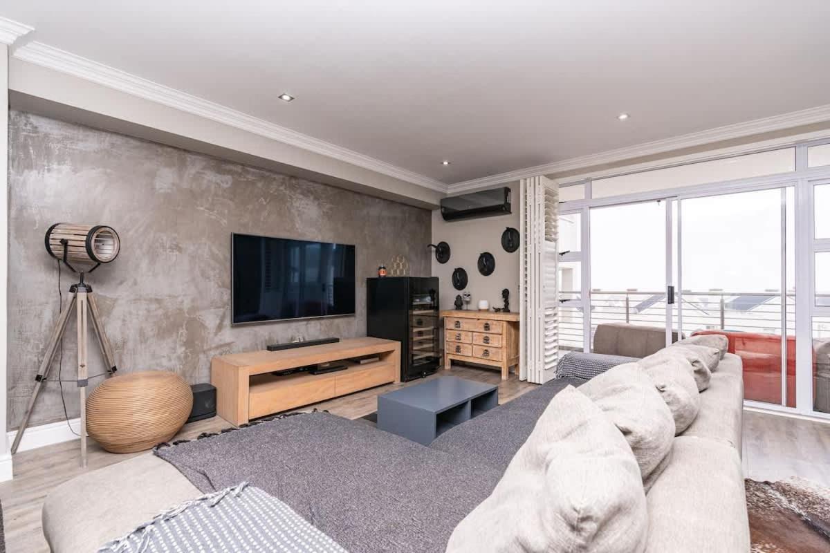 Luxury Secure Big Bay Cape Town